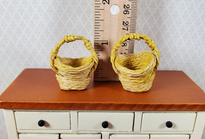 Dollhouse Baskets Set of 2 Yellow 1:12 Scale Dollhouse Miniatures - MiniatureCrush