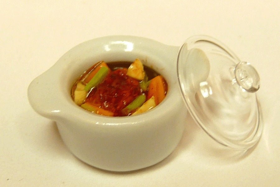 Dollhouse Beef Stew in a Pot with Lid 1:12 Scale Miniature Food - MiniatureCrush