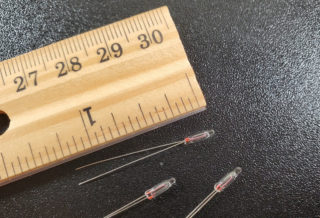 Dollhouse Bi-Pin Micro Flame Candle Bulbs 4 piece 1:12 Scale 12 Volt Replacement - MiniatureCrush