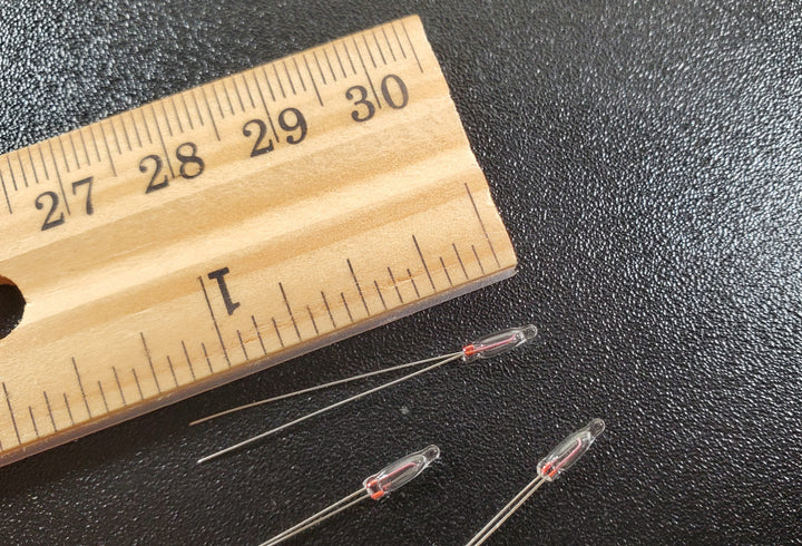 Dollhouse Bi-Pin Micro Flame Candle Bulbs 4 piece 1:12 Scale 12 Volt Replacement - MiniatureCrush