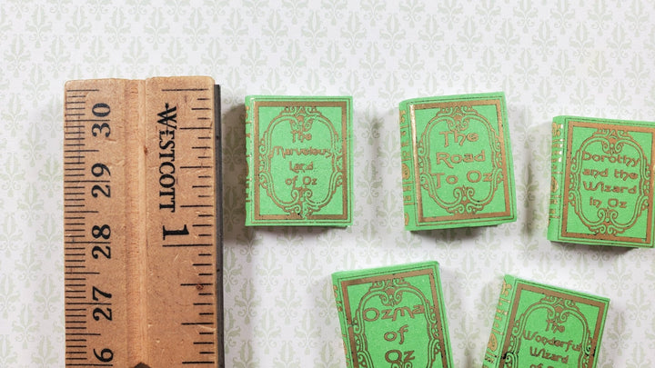 Dollhouse Book Set x5 The Wizard of Oz L Frank Baum 1:12 Scale (blank inside) - MiniatureCrush