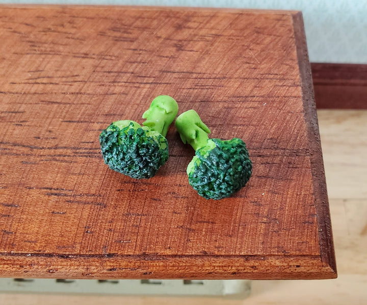 Dollhouse Broccoli Set of 2 1:12 Scale Miniature Kitchen Food Vegetables Grocery - MiniatureCrush