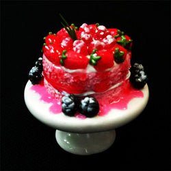 Dollhouse Cake on Stand Strawberry 1:12 Scale Miniature Dessert Food Bakery - MiniatureCrush