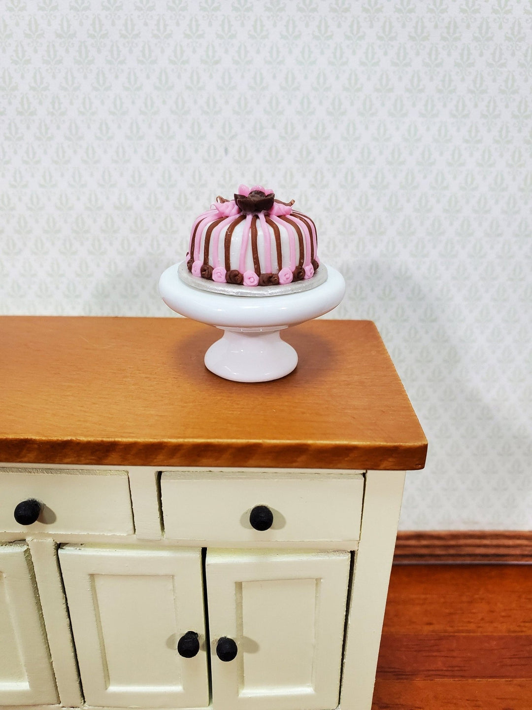 Dollhouse Cake Stand Platter All White Ceramic 1:12 Scale Miniature Plate - MiniatureCrush