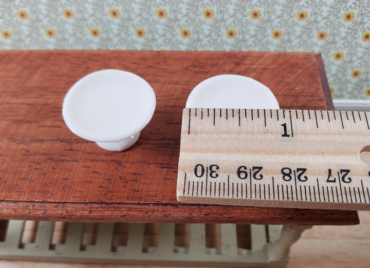 Dollhouse Cake Stands Plates Set of 2 Ceramic Cream Color 1:12 Scale Miniatures - Miniature Crush