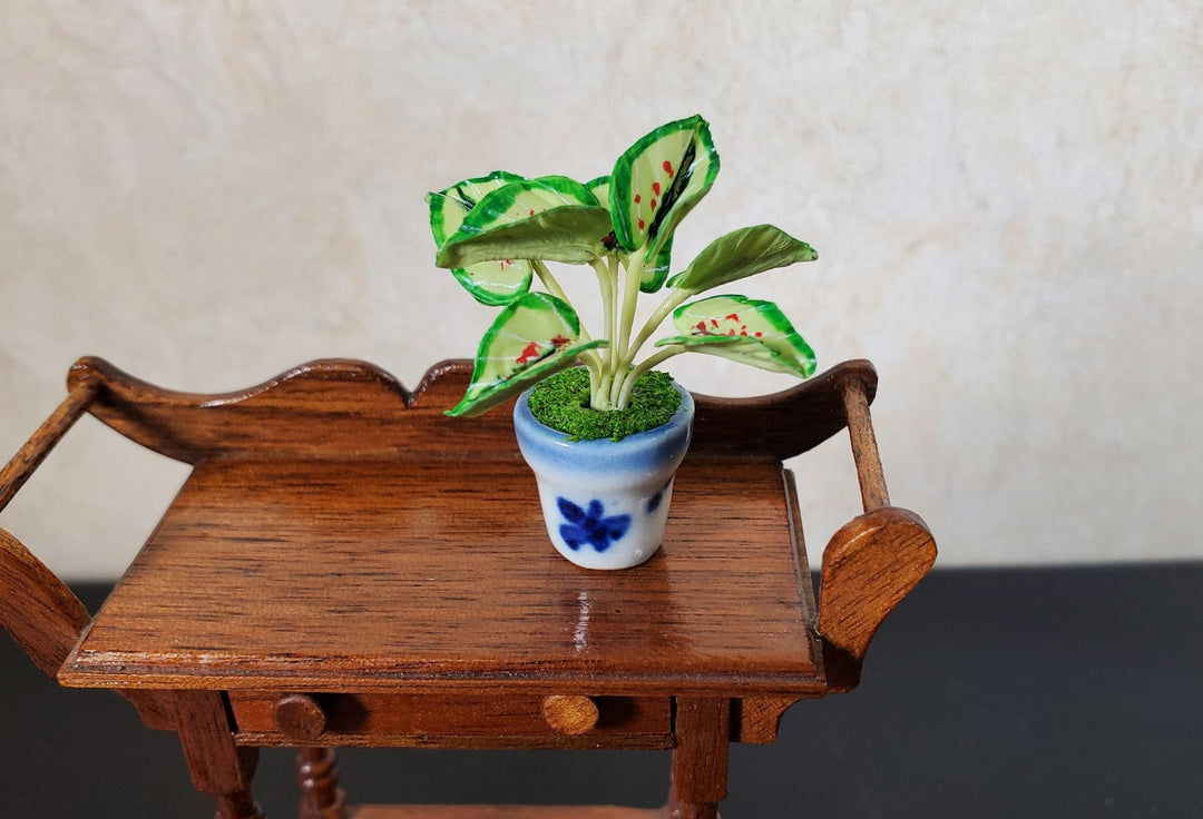 Dollhouse Caladium Plant in a Ceramic Planter 1:12 Scale Miniature Houseplant - MiniatureCrush
