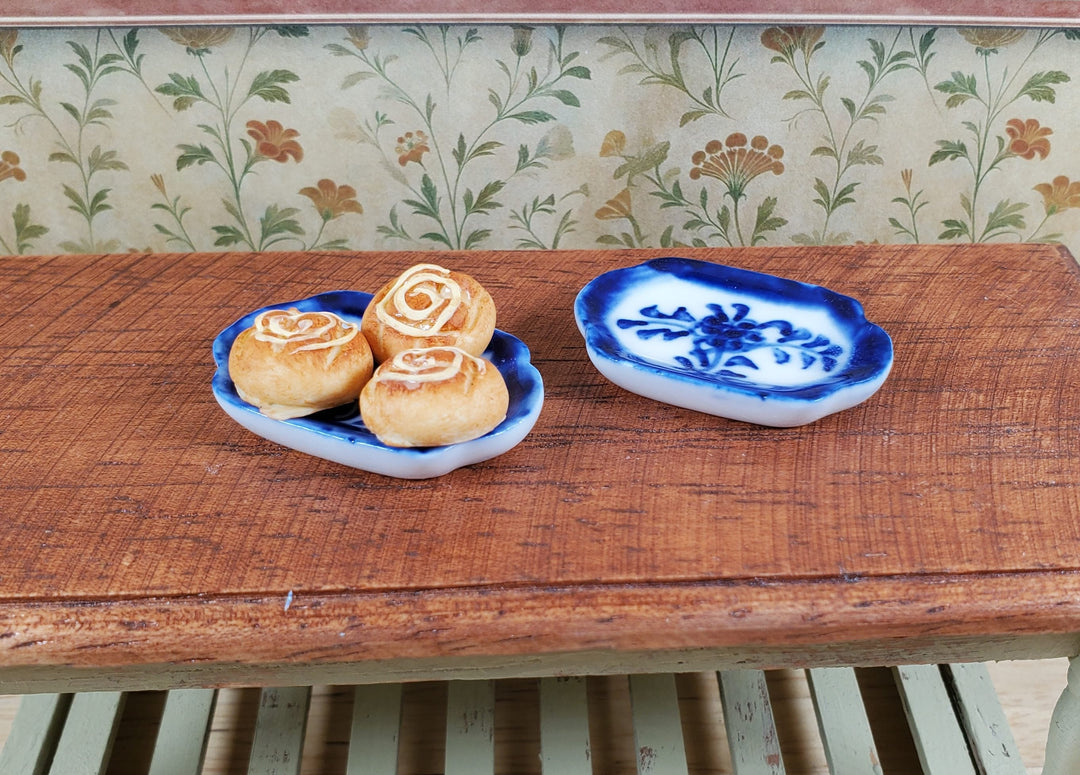 Dollhouse Ceramic Platters x2 Blue & White Design 1:12 Scale Miniature Dish - MiniatureCrush