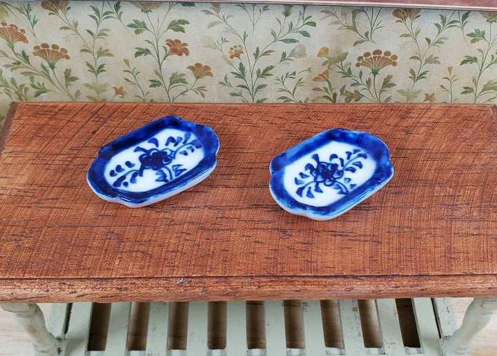 Dollhouse Ceramic Platters x2 Blue & White Design 1:12 Scale Miniature Dish - MiniatureCrush