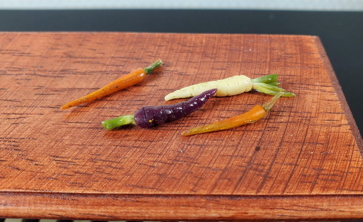 Dollhouse Colorful Carrots x4 Random Colors 1:12 Scale Miniature Food Handmade - MiniatureCrush