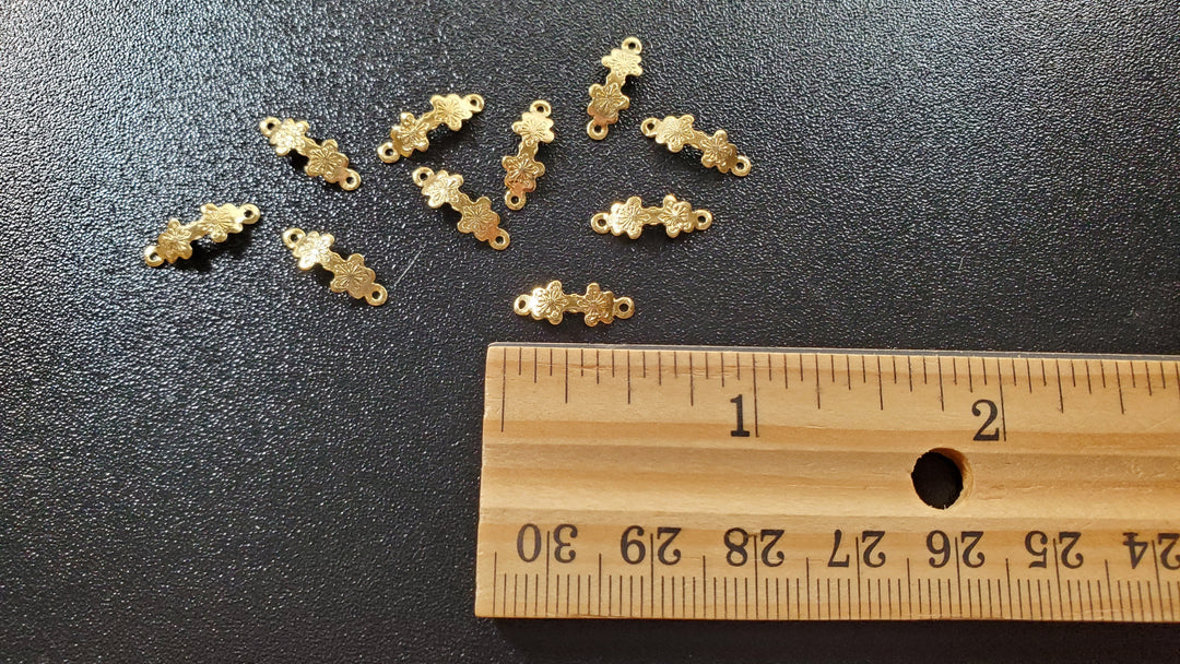 Dollhouse Flower Drawer Pulls Gold Brass 10 Pieces 1:12 Scale Miniature - MiniatureCrush