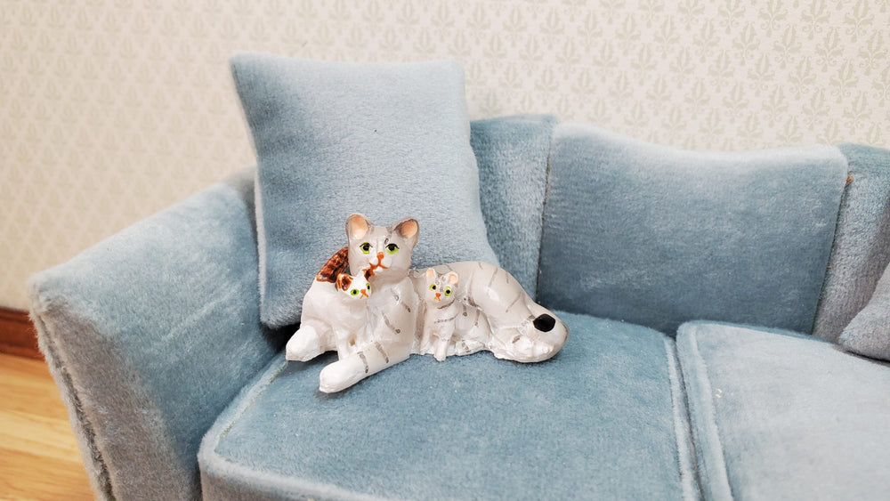 Dollhouse Gray Tabby Cat with Kittens Momma with Babies 1:12 Scale Miniature Pet - MiniatureCrush