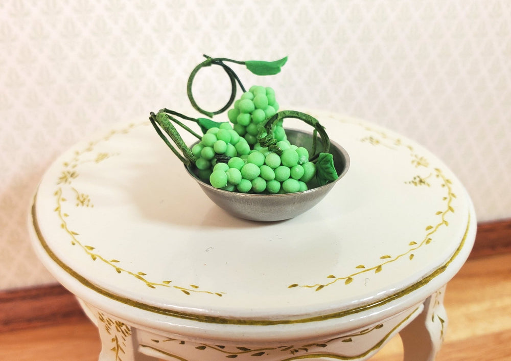 Dollhouse Green Grapes Set of 6 Bunches 1:12 Scale Miniature Food Kitchen Grocer - MiniatureCrush