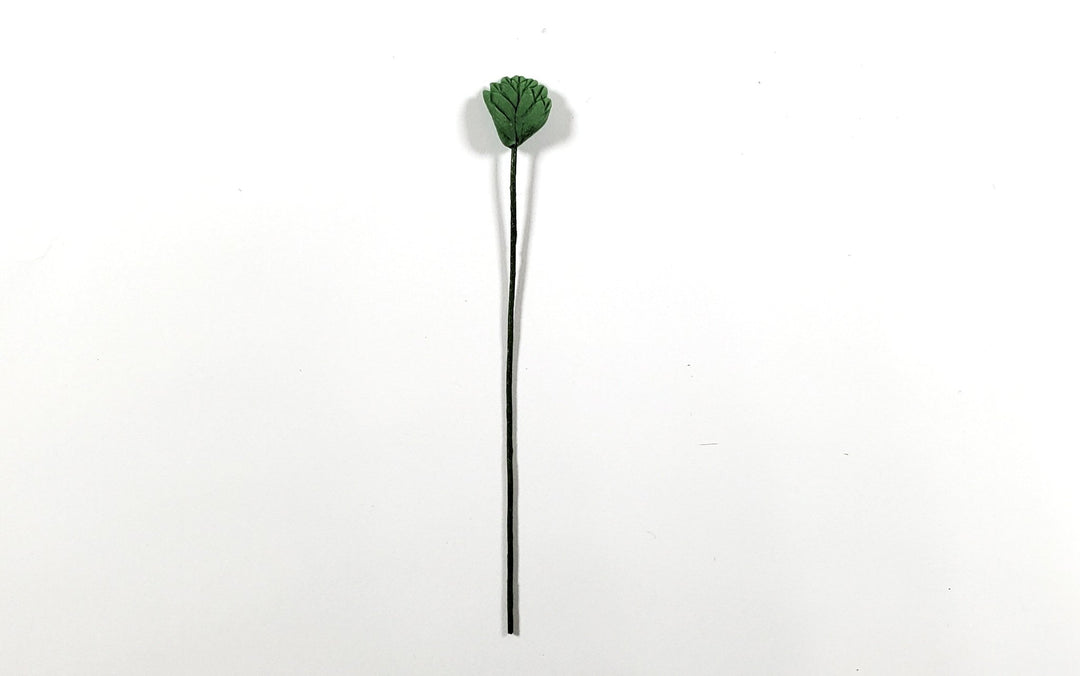 Dollhouse Green Leaves Long Stem Set of 10 Serrated Round 1:12 Scale Miniature - MiniatureCrush