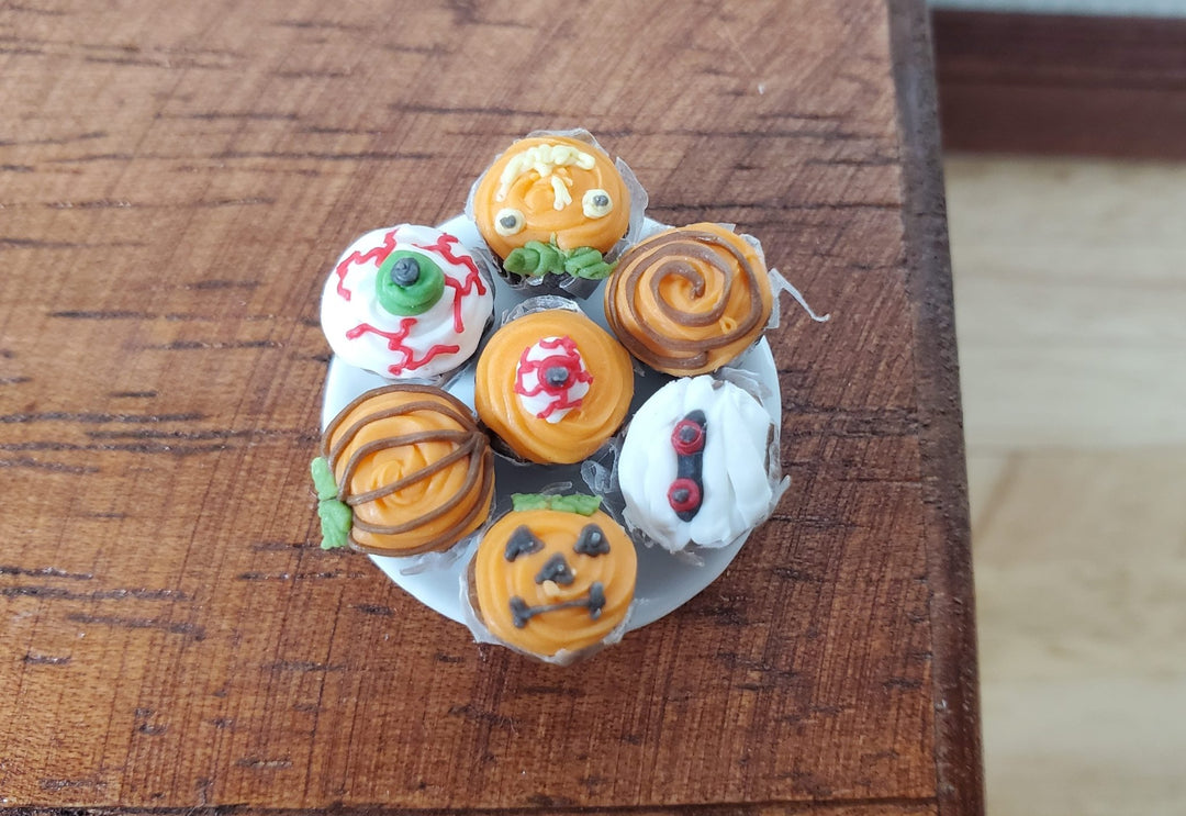 Dollhouse Halloween Cupcakes 7 on Ceramic Plate 1:12 Scale Miniature Food - Miniature Crush