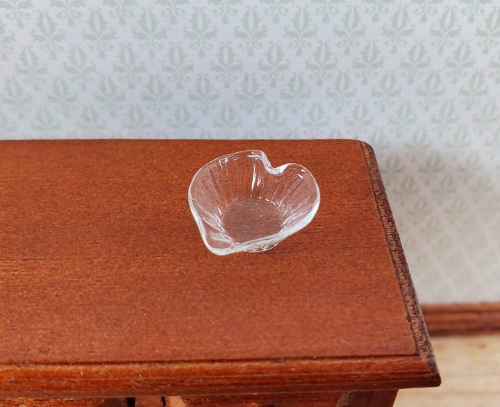Dollhouse Heart Shaped Candy Bowl Glass 1:12 Scale Miniature Decor - MiniatureCrush