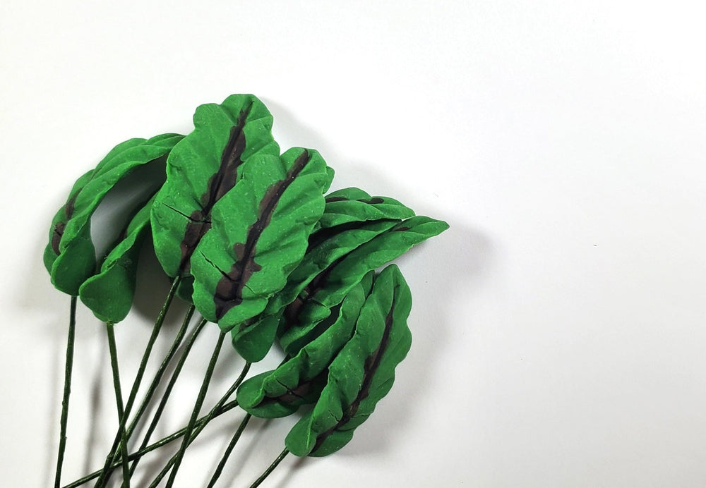 Dollhouse Large Broad Green Leaves Long Stem Set of 10 1:12 Scale Miniature - MiniatureCrush