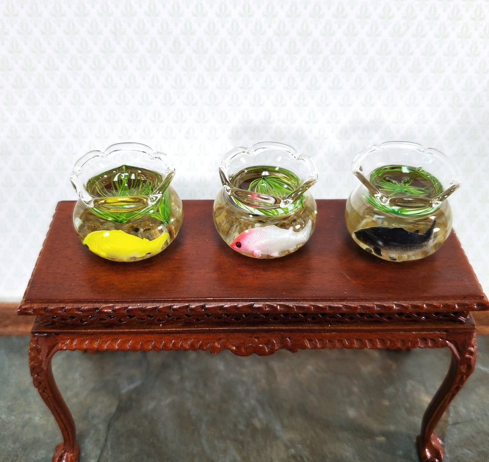 Dollhouse Large Fish Bowl Tank 1 Piece Random Colors 1:12 Scale Modern Miniatures - Miniature Crush