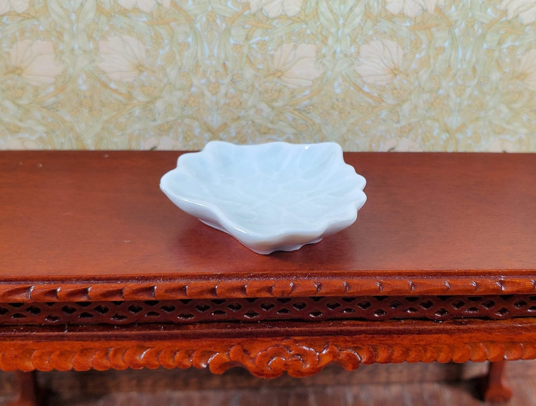 Dollhouse Leaf Shaped Ceramic Serving Platter 1:12 Scale Miniature - MiniatureCrush