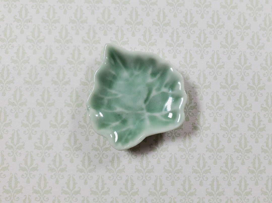 Dollhouse Leaf Shaped Ceramic Serving Platter Green 1:12 Scale Miniature - MiniatureCrush