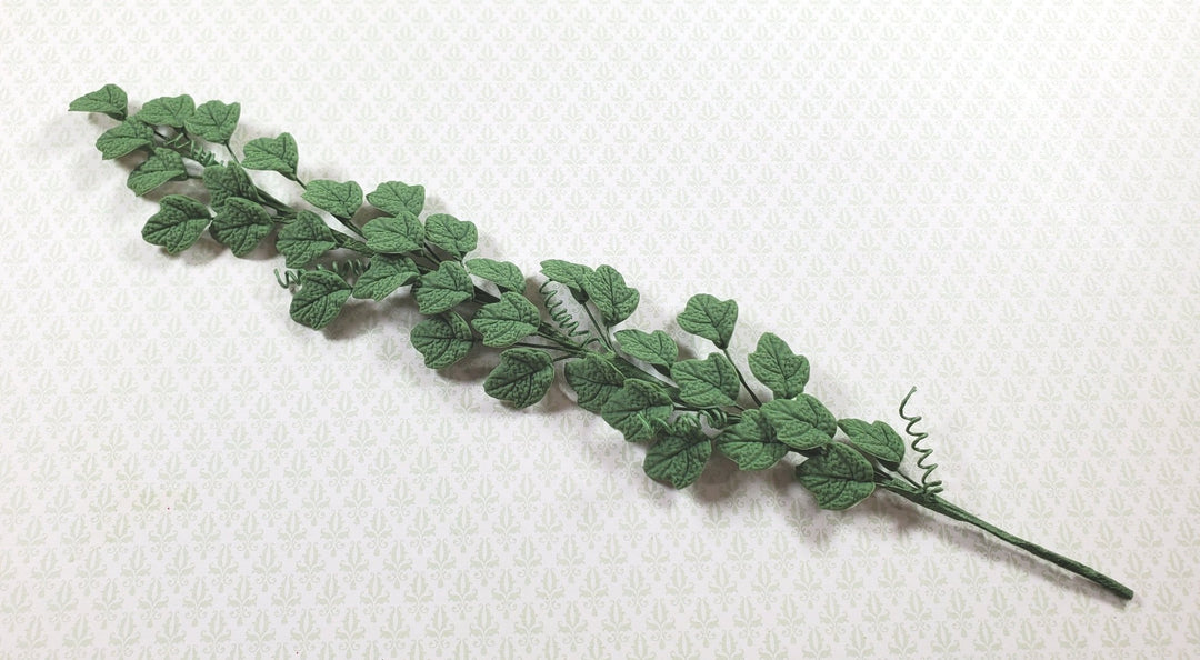 Dollhouse Leafy Vine 1:12 Scale Miniature Garden Plants - MiniatureCrush