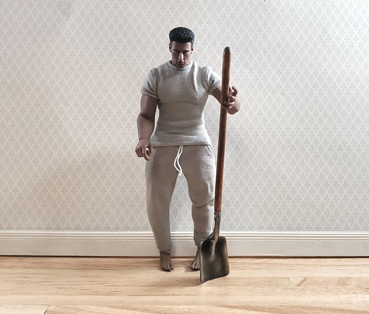 Dollhouse Long Handled Flat Square Shovel Sir Thomas Thumb 1:12 Scale Miniature - MiniatureCrush