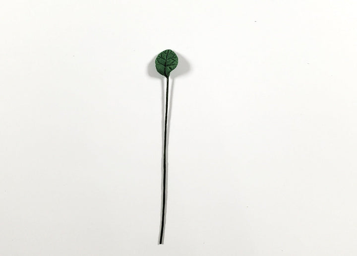 Dollhouse Medium Green Leaves Long Stem Set of 10 1:12 Scale Miniature - MiniatureCrush