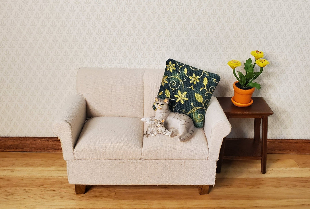 Dollhouse Miniature Christmas Green Poinsettia 1:12 Scale 1 1/2" - MiniatureCrush