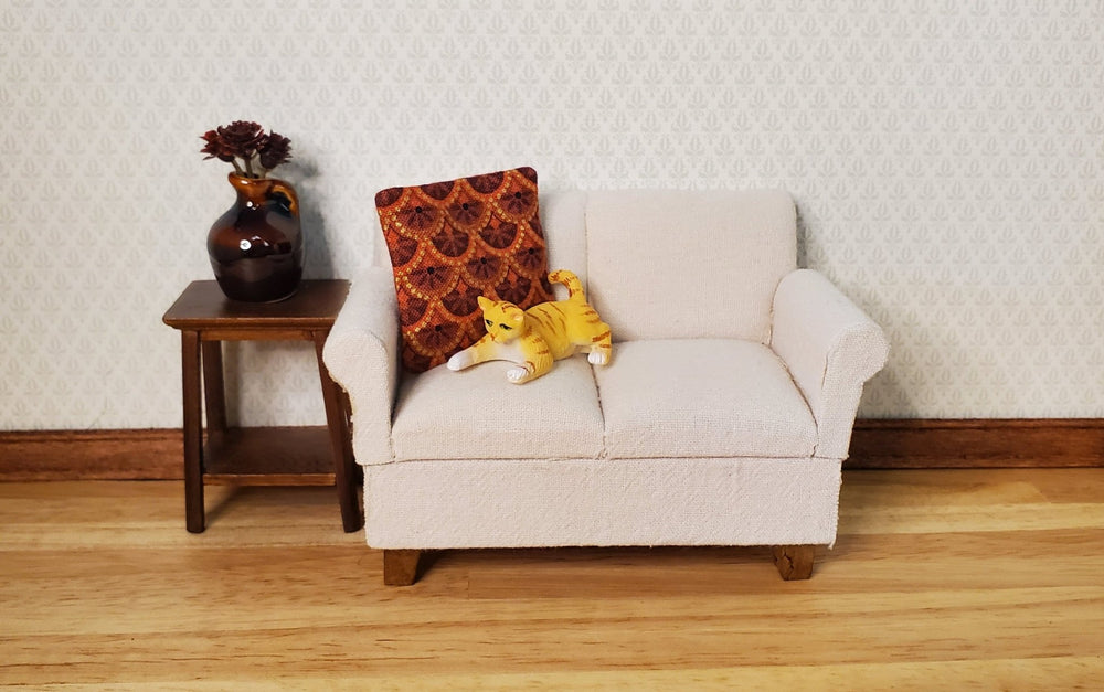 Dollhouse Miniature Dark Red & Rust Festive 1:12 Scale 1 1/2" - MiniatureCrush