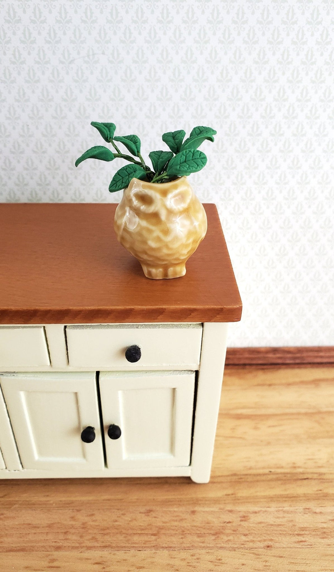 Dollhouse Miniature Owl Planter Pot Ceramic 1:12 Scale - MiniatureCrush