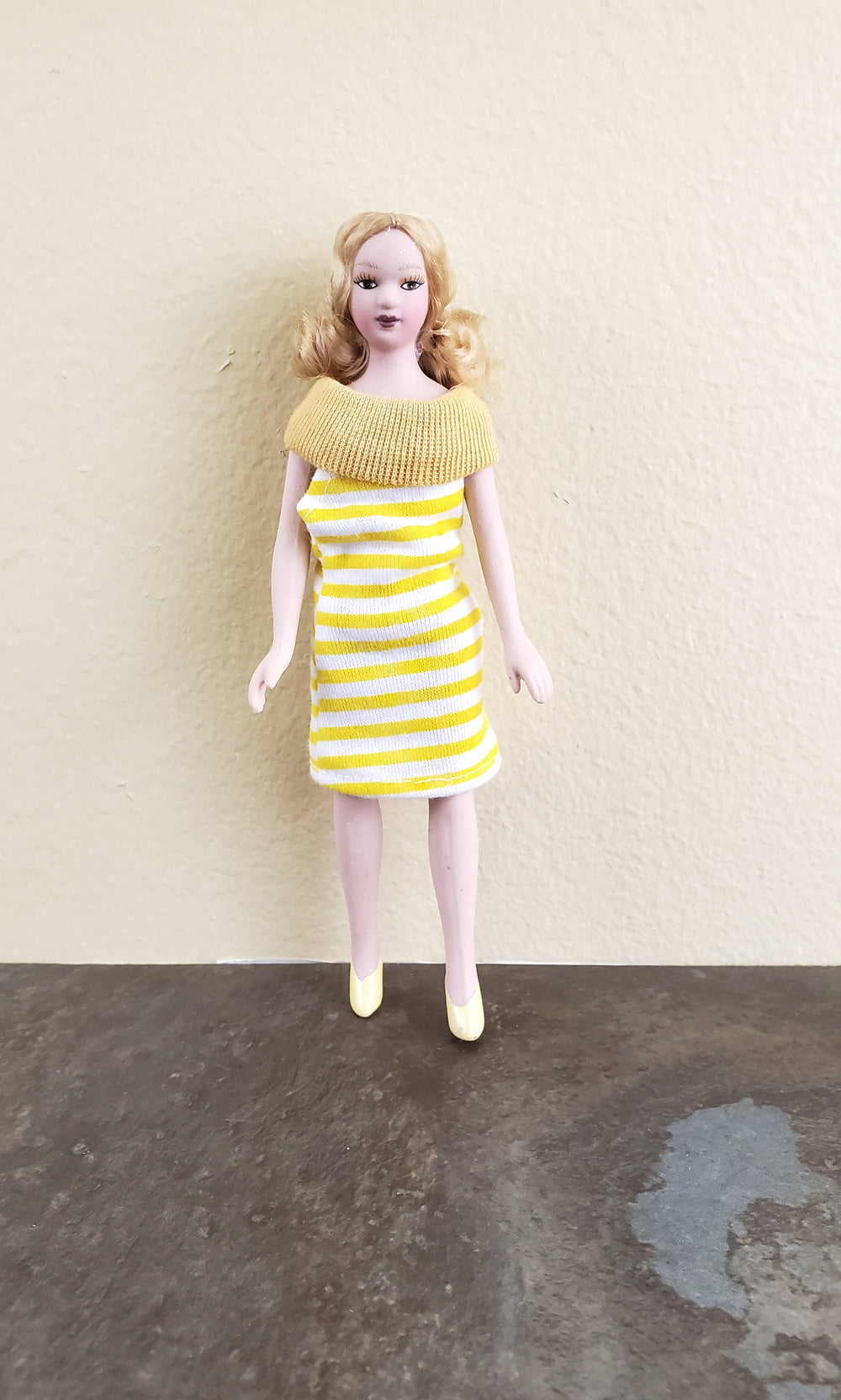 Dollhouse Miniature Porcelain Doll Modern Female Mom 1960s 1:12 Scale Woman - MiniatureCrush