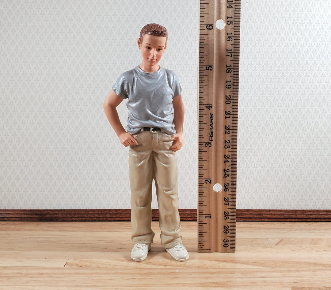 Dollhouse Modern Young Man Male Standing Casual T-Shirt 1:12 Scale "Brantley" - MiniatureCrush