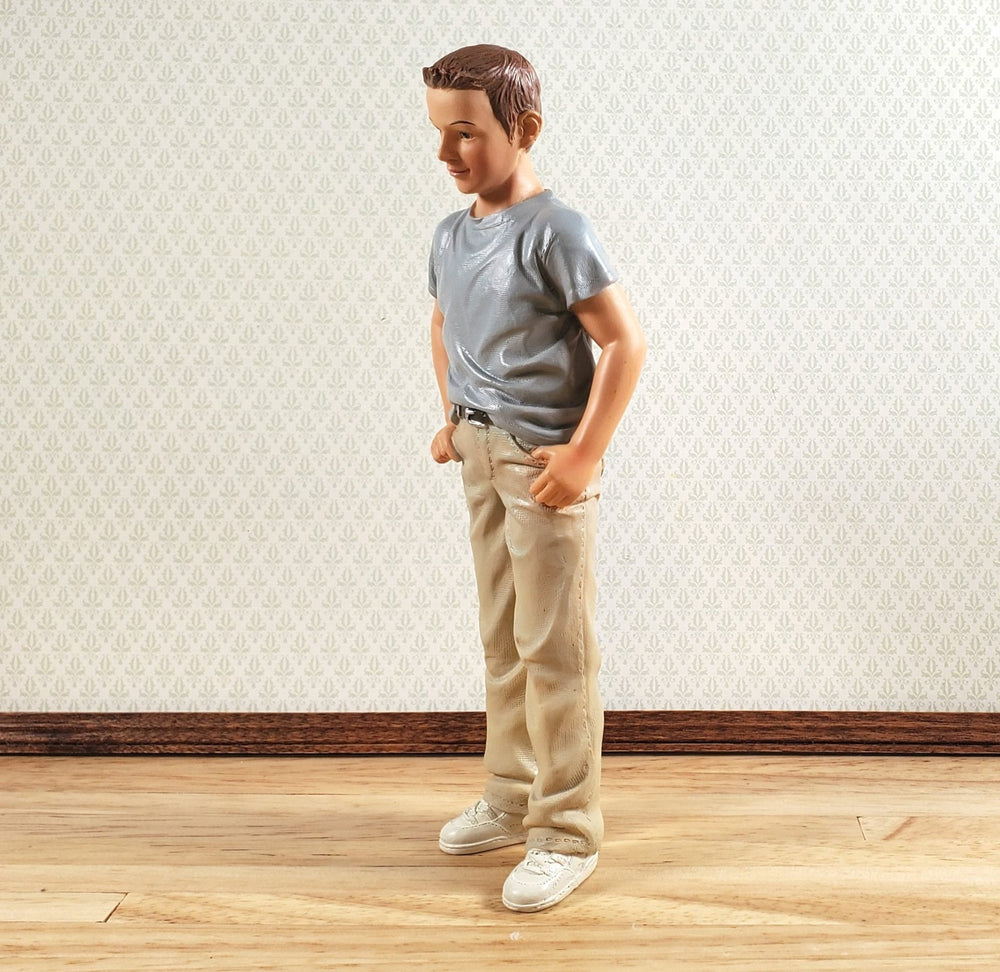 Dollhouse Modern Young Man Male Standing Casual T-Shirt 1:12 Scale "Brantley" - MiniatureCrush