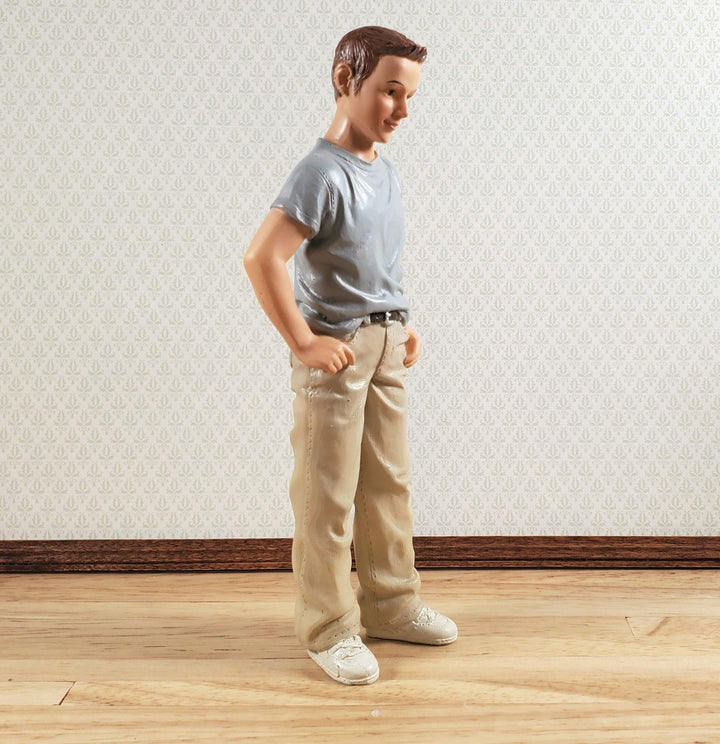 Dollhouse Modern Young Man Male Standing Casual T-Shirt 1:12 Scale "Brantley" - MiniatureCrush