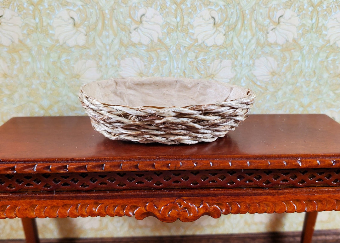 Dollhouse Natural Fiber Large Oval Basket 1:12 Scale Miniature - MiniatureCrush