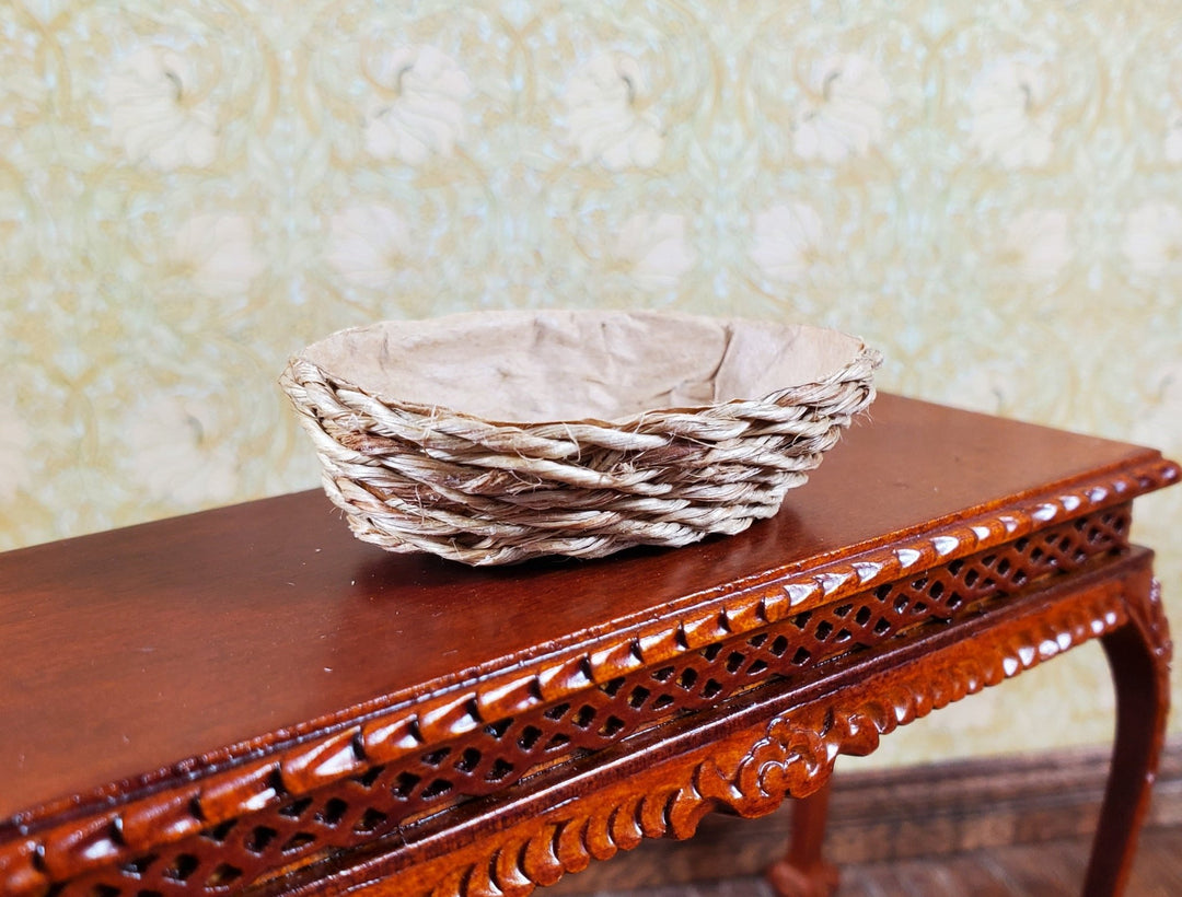 Dollhouse Natural Fiber Large Oval Basket 1:12 Scale Miniature - MiniatureCrush