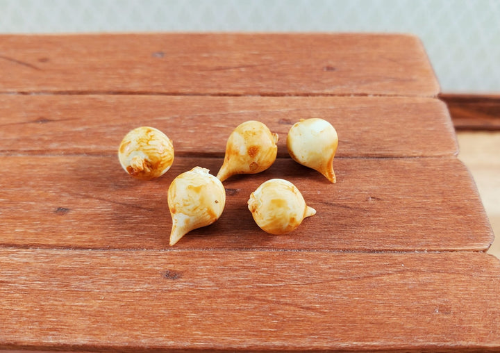 Dollhouse Onions Set of 5 1:12 Scale Miniatures Kitchen Food Groceries - MiniatureCrush