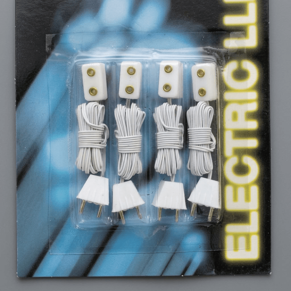 Dollhouse Outlet with Plug x4 Extension Cords for 1:12 Scale Miniature Lighting - MiniatureCrush