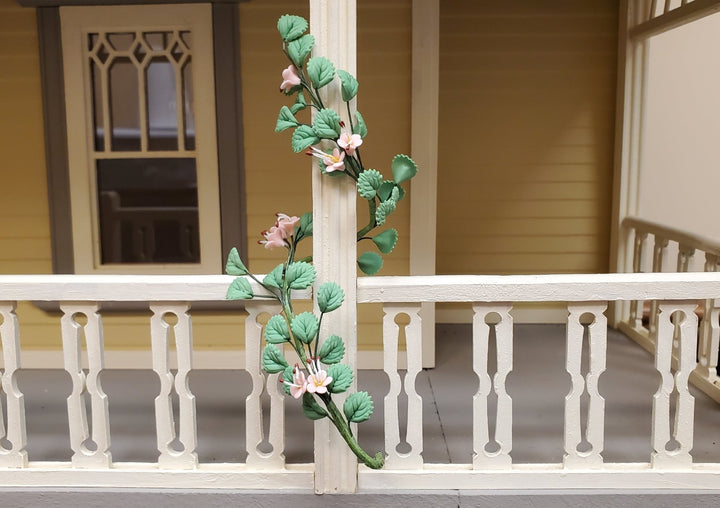 Dollhouse Pale Cranberry Flowering Vine 1:12 Scale Miniature Garden Plants - MiniatureCrush