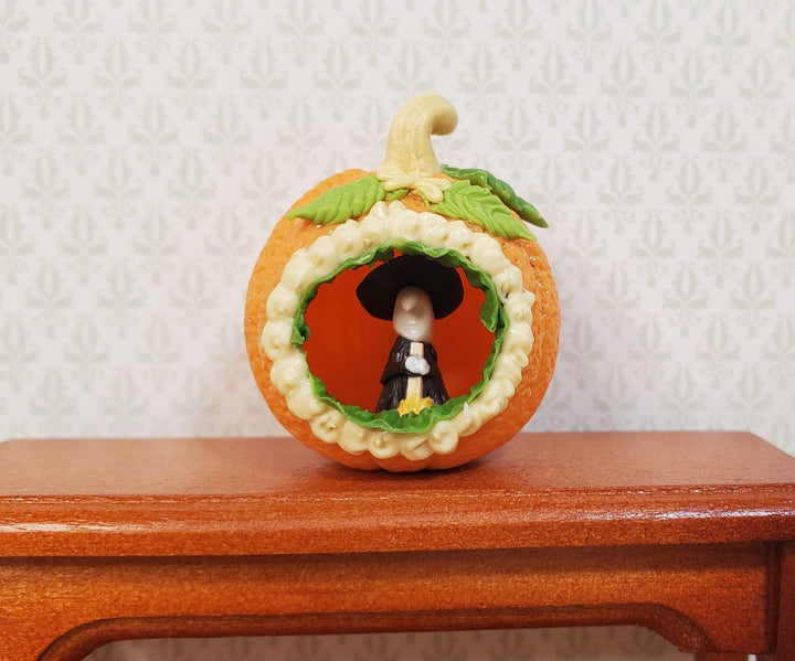Dollhouse Panorama Pumpkin Witch Scene 1:12 Scale Miniature Halloween - MiniatureCrush