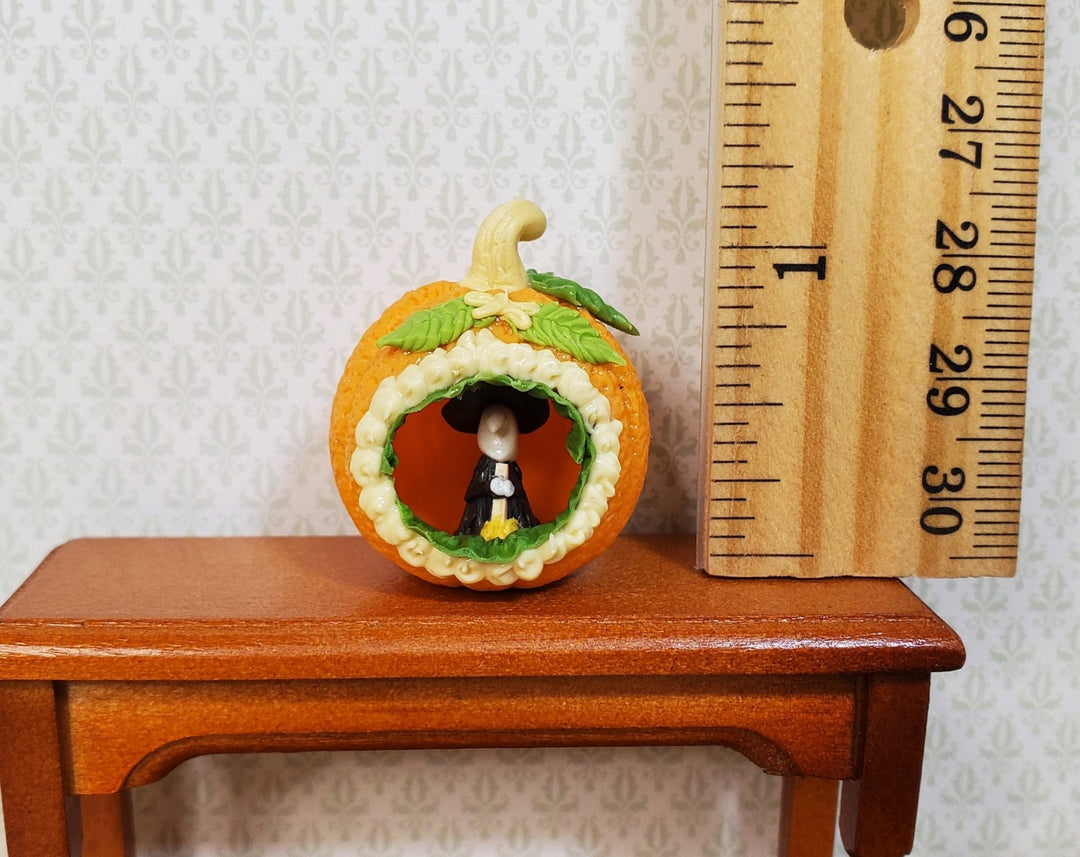 Dollhouse Panorama Pumpkin Witch Scene 1:12 Scale Miniature Halloween - MiniatureCrush