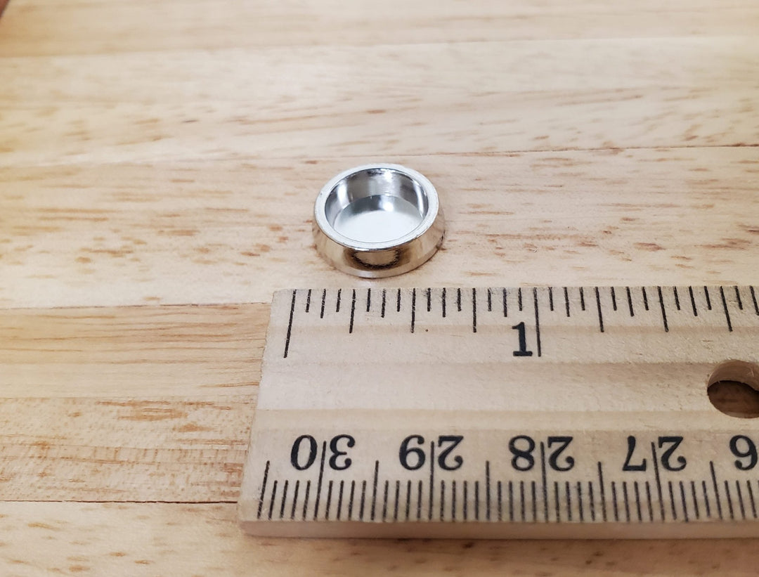 Dollhouse Pet Food Bowl Silver Metal Round Dish 1:12 Scale Miniature - MiniatureCrush