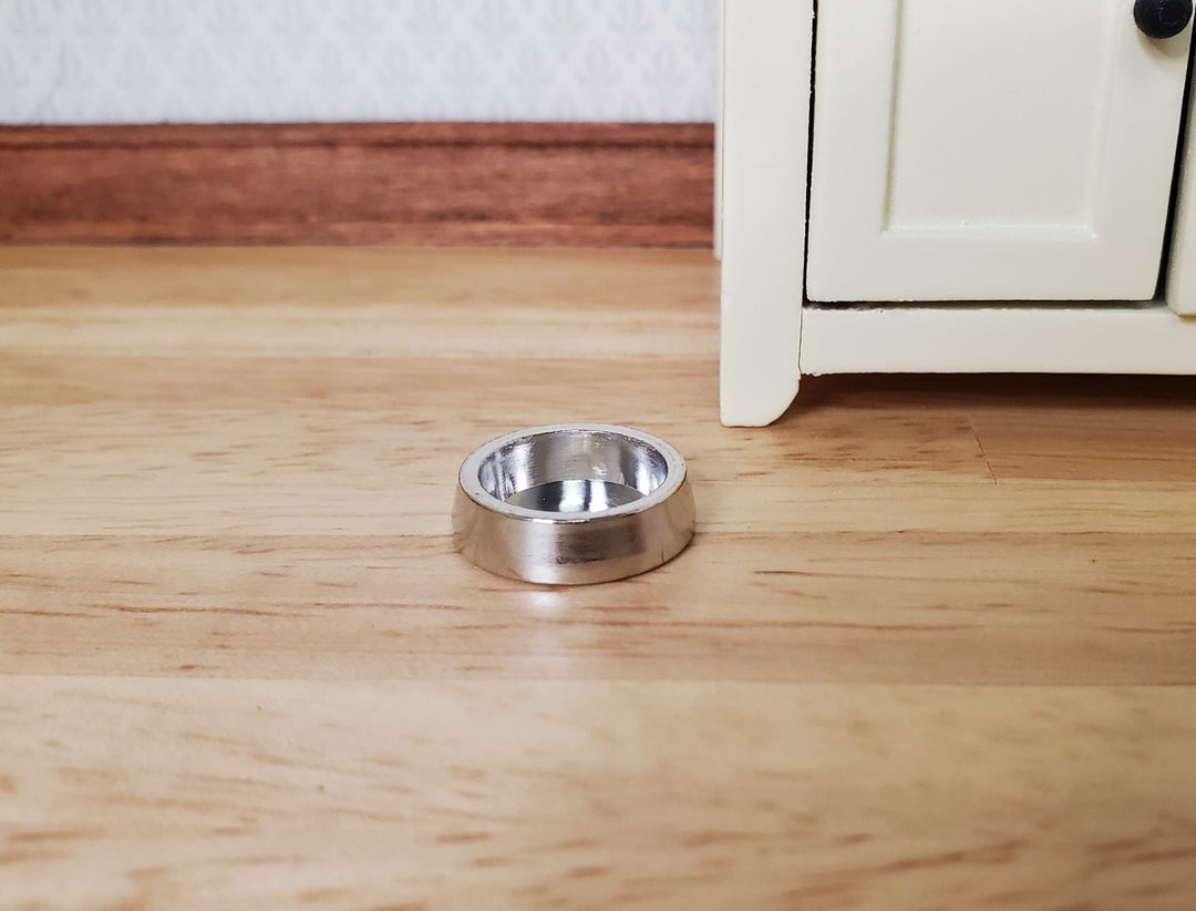 Dollhouse Pet Food Bowl Silver Metal Round Dish 1:12 Scale Miniature - MiniatureCrush