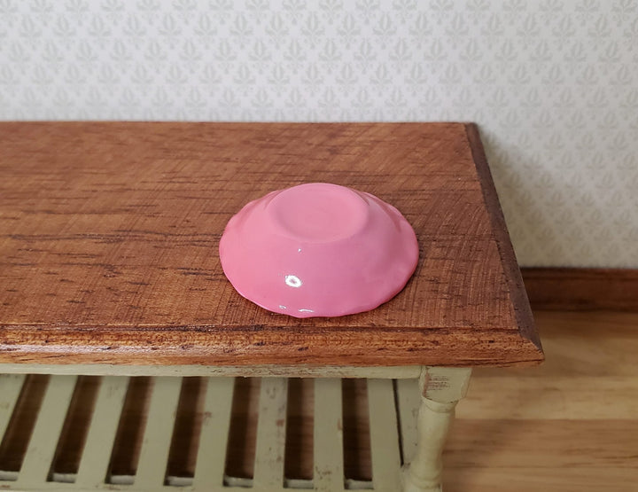 Dollhouse Pie Plate Ceramic Pink 1:12 Scale Miniature Kitchen Accessory - MiniatureCrush