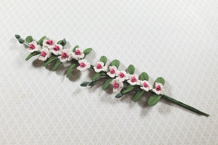 Dollhouse Pink and White Flower Vine 1:12 Scale Miniature Garden Plants Flowers - MiniatureCrush
