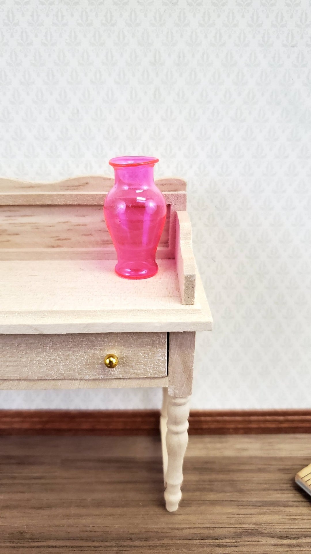 Dollhouse Pink Classic Glass Vase 1:12 Scale Miniature Decoration Flowers - MiniatureCrush