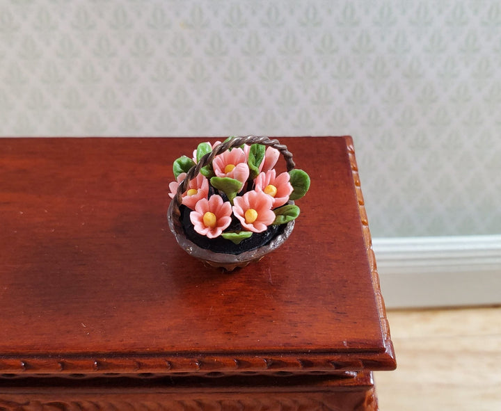 Dollhouse Pink Daisies in a Small Basket 1:12 Scale Miniature Flowers by Falcon - MiniatureCrush