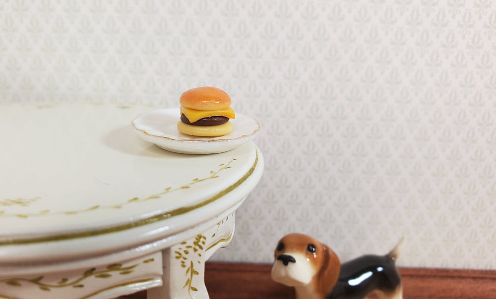 Dollhouse Plain Cheeseburger 1:12 Scale Miniature Food Kitchen - MiniatureCrush