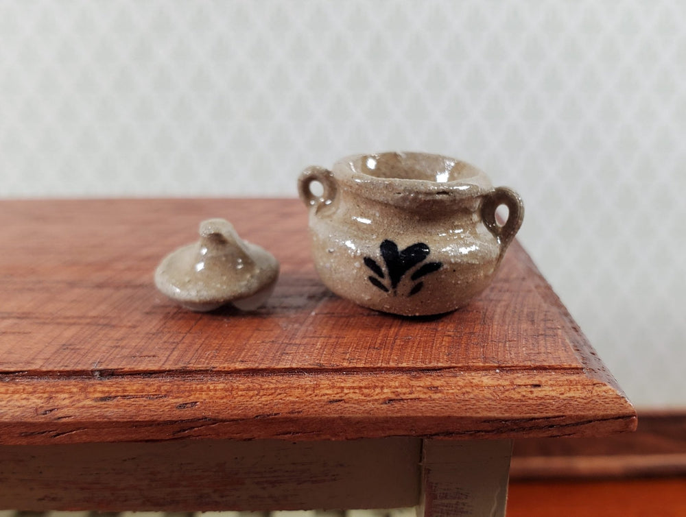 Dollhouse Pottery Bean Pot with Lid Handmade 1:12 Scale Miniatures Heart Design - Miniature Crush