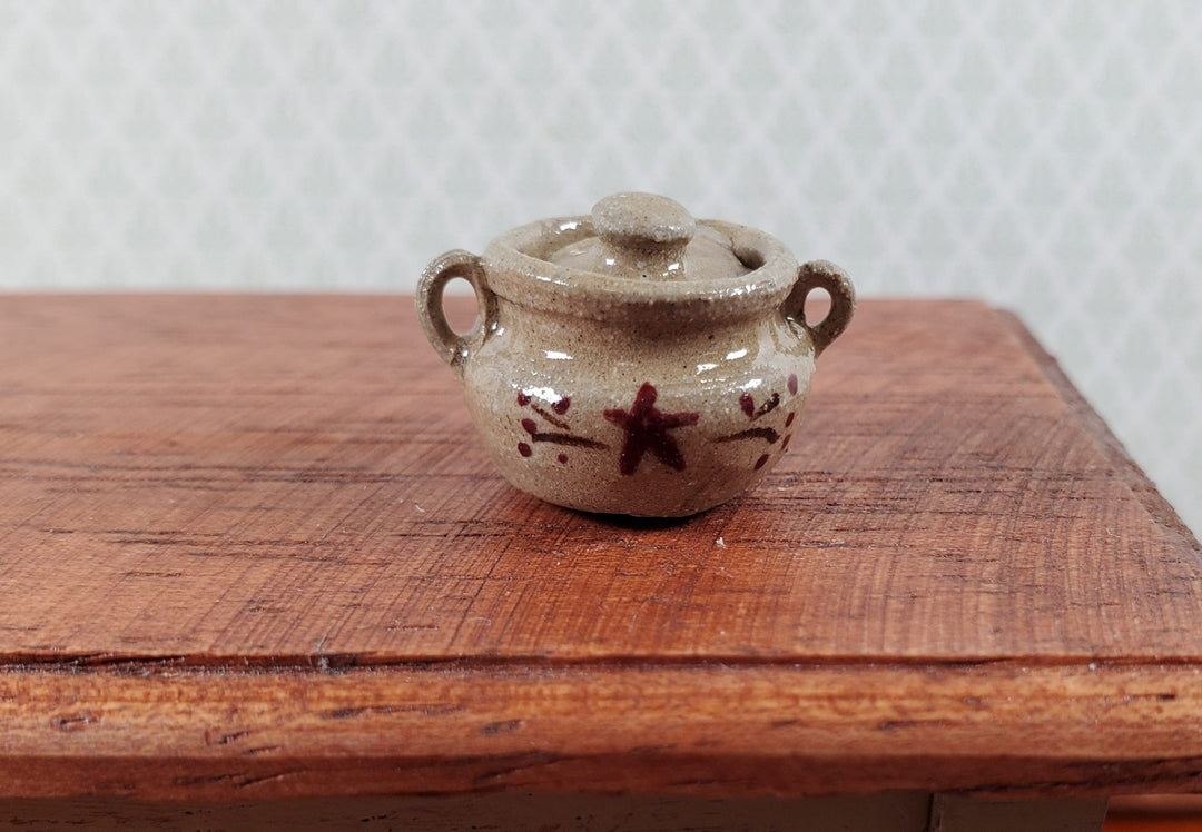 Dollhouse Pottery Bean Pot with Lid Handmade 1:12 Scale Miniatures Star Design - Miniature Crush