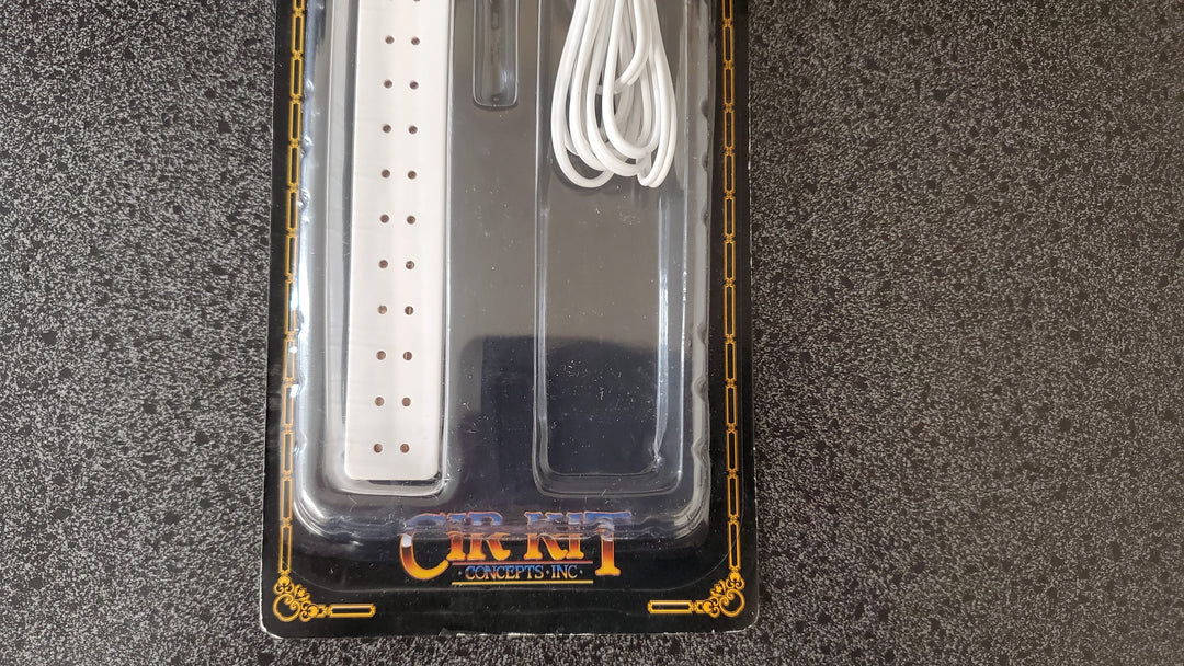 Dollhouse Power Strip with Fuse & Switch 12 Plugs Wiring System for Plug In Lights - MiniatureCrush